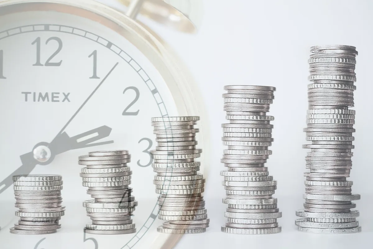 The First Money Decade: Financial Lessons Young Adults Should Learn Early